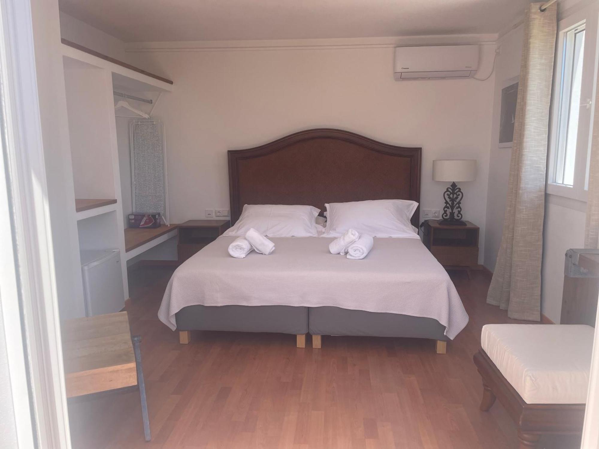 Syros Village Suites Vári エクステリア 写真