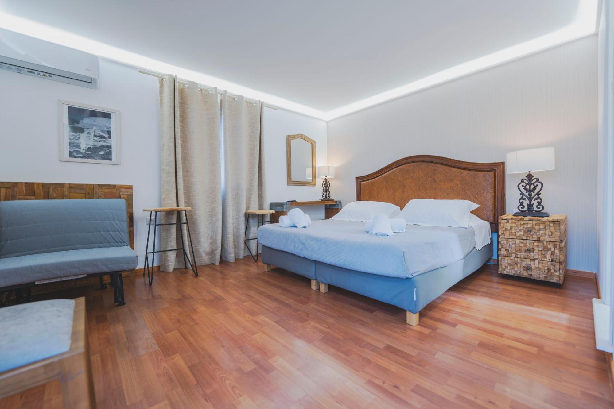 Syros Village Suites Vári エクステリア 写真