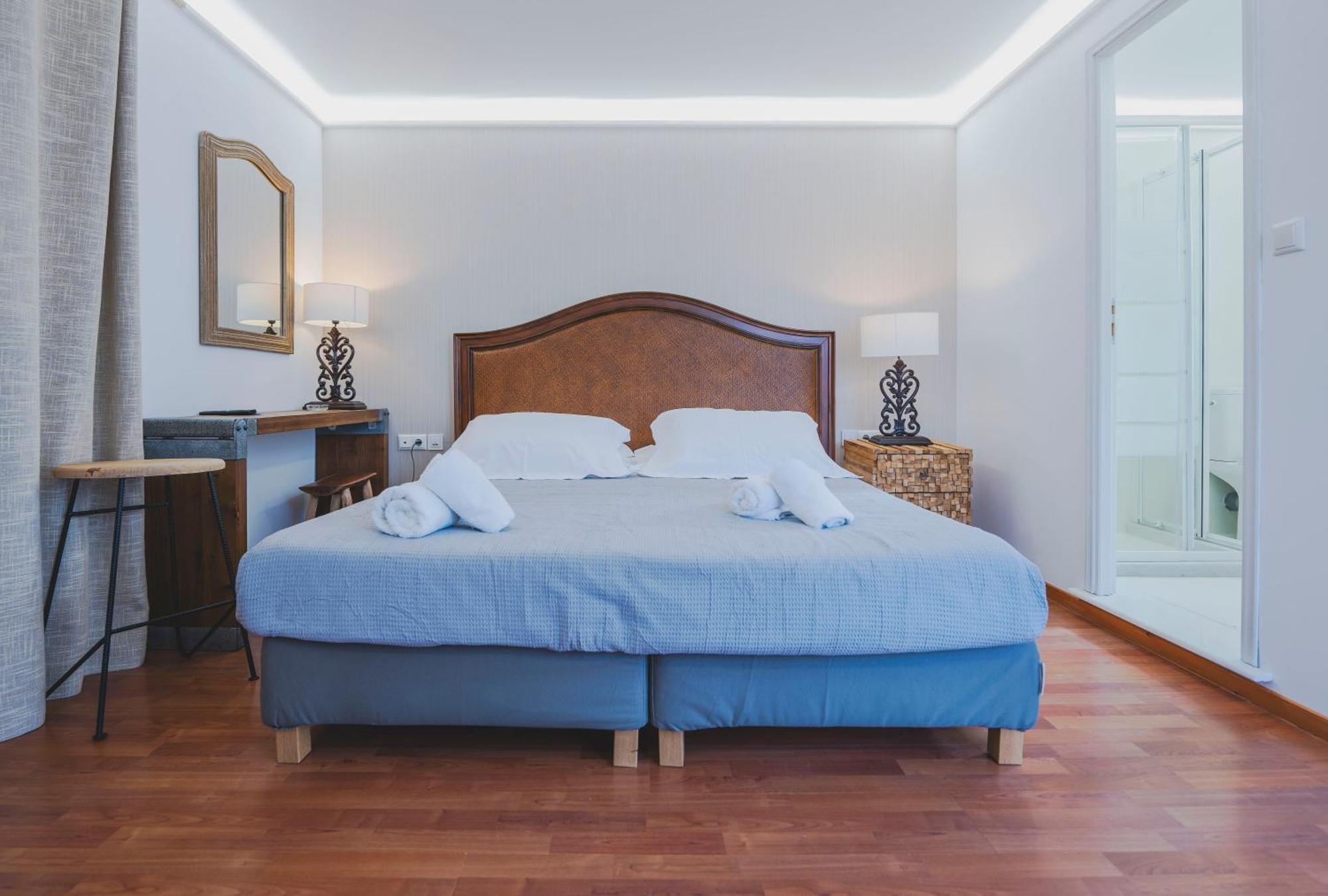Syros Village Suites Vári エクステリア 写真