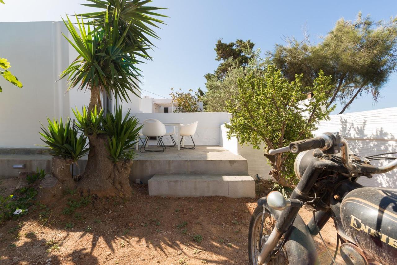 Syros Village Suites Vári エクステリア 写真